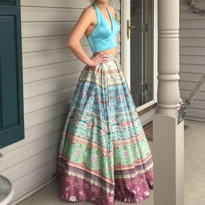 SHERRI HILL limited edition prom dress
